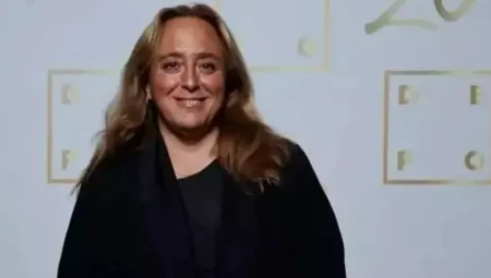 Gezi Parkı olaylarıyla suçlanan menajer Ayşe Barım gözaltında