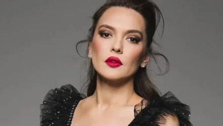 Demet Akalın’dan Sibil Çetinkaya’ya sert eleştiri: ‘Yüzü puf böreği gibi şiş’