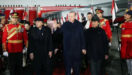 Erdoğan’ın Asya turundaki son durak: Pakistan’da hangi temaslar öne çıkıyor?