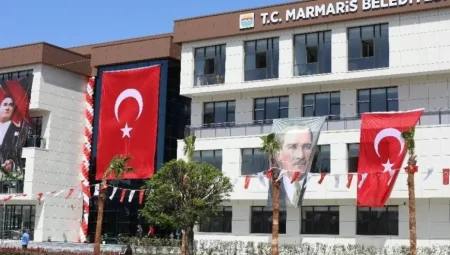 Marmaris Belediye Başkanlığı’ndan eski başkan Mehmet Oktay ve Burak Demirtaş hakkında suç duyurusu