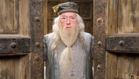 Harry Potter Dizisinde Dumbledore’u Canlandıracak İsim Ortaya Çıktı