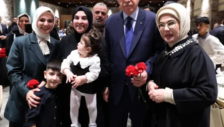 Emine Erdoğan: ‘Şehitlerimizin hikayesi kalplerimize kazınmış bir destan’