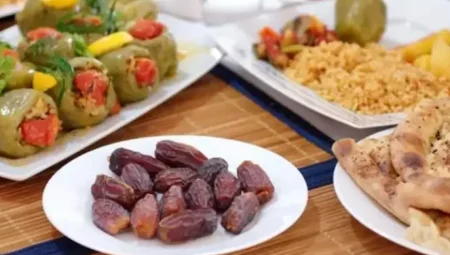 Ramazan Ayında Oruç Tutanlar İçin Sağlık Uzmanından Önemli Uyarılar