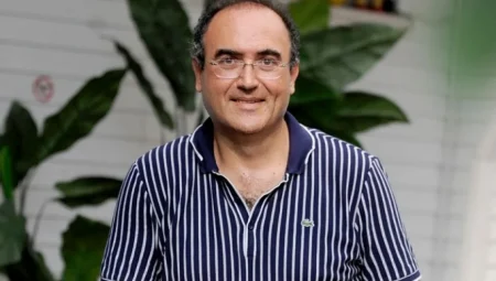 Sunay Akın’dan İmamoğlu operasyonuna tepki: ‘Darbe dönemlerini hatırlatıyor’