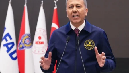 Ali Yerlikaya’dan uyuşturucu operasyonlarına eleştiri getirenlere: ‘Umurumuzda bile değilsiniz’
